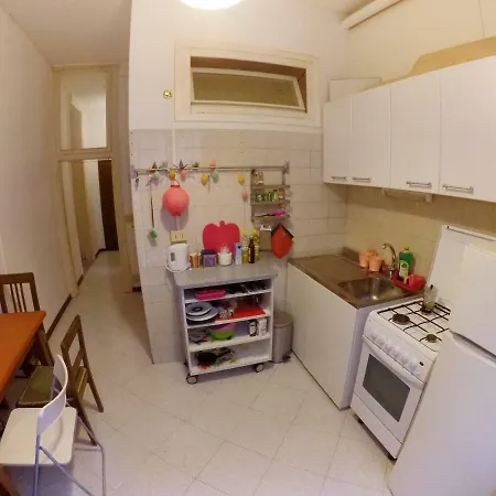 4family Central With A Balcony * ונציה